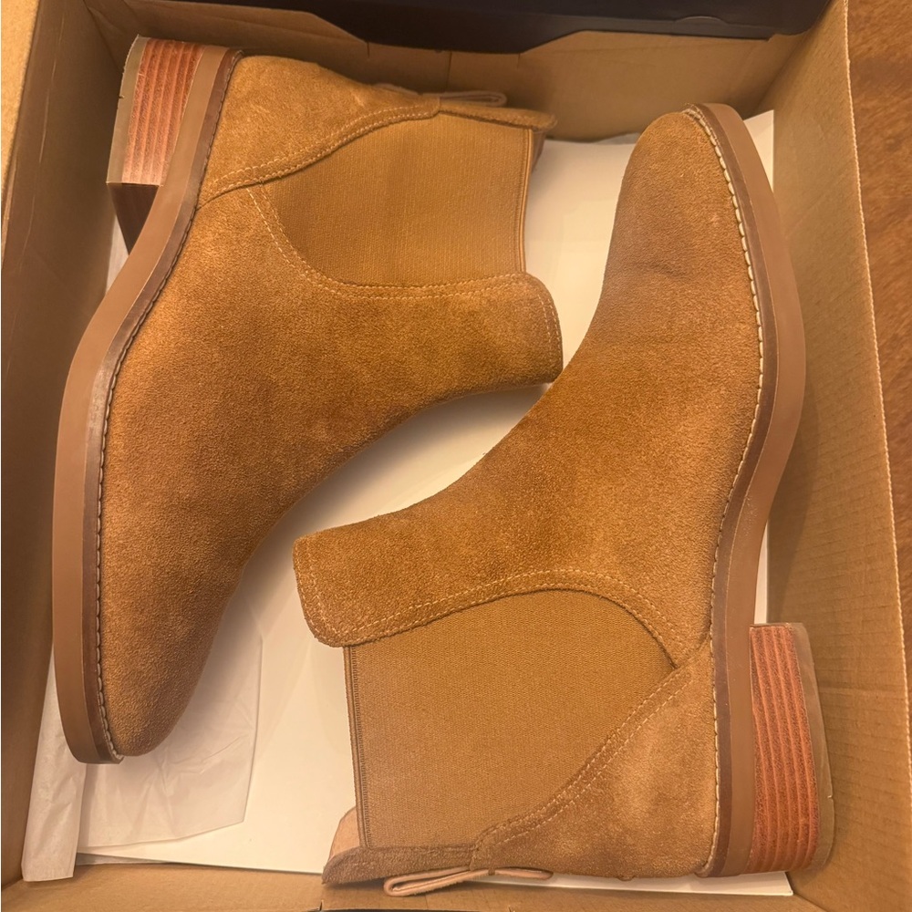Cole Haan Rebecca chelsea boot - Size 8